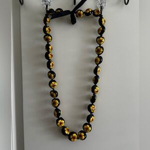 Yellow Hibiscus Kukui Nut Lei Necklace NWOT